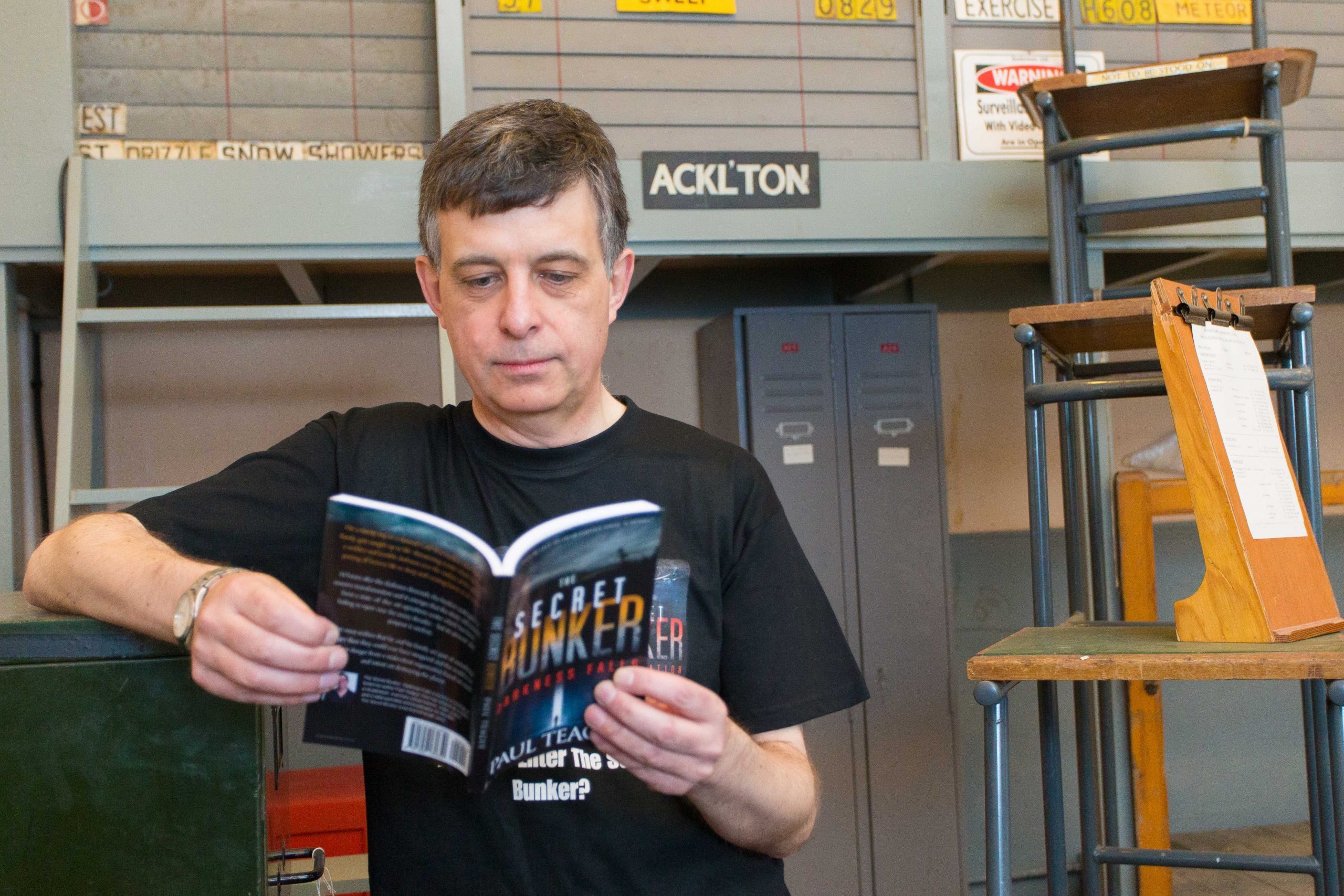 paul-teague-the-secret-bunker-courier005