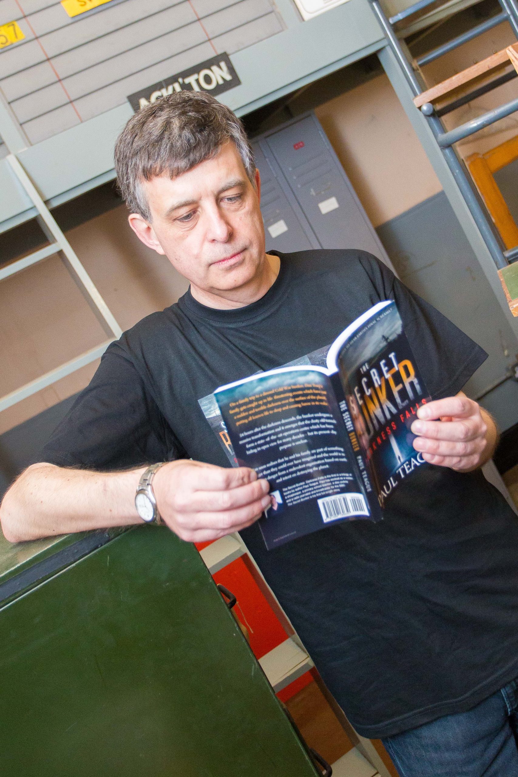 paul-teague-the-secret-bunker-courier007